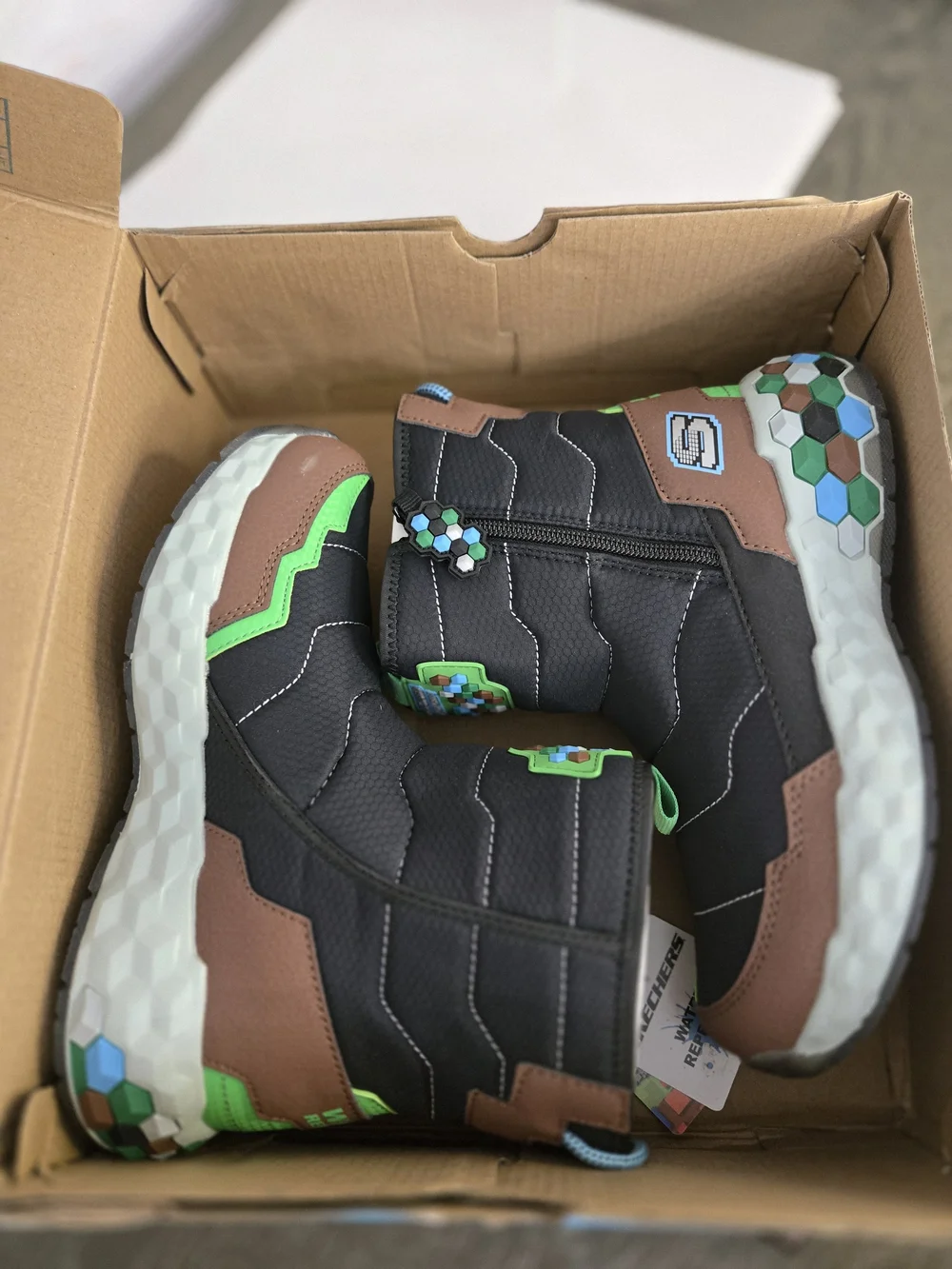 NWT Skechers Black & Brown Kids Water-Repellent Winter Boots